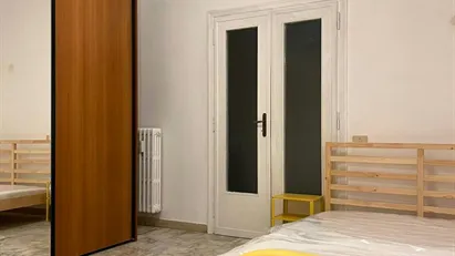 Room for rent in Roma Municipio VII – Appio-Latino/Tuscolano/Cinecittà, Rome