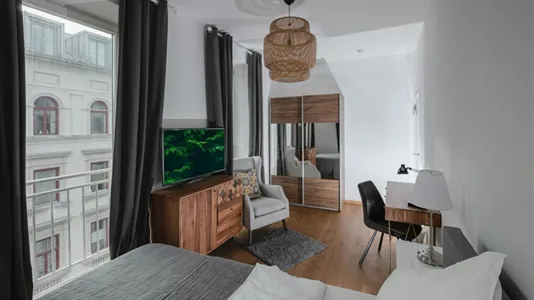 Rooms in Munich Ludwigsvorstadt-Isarvorstadt - photo 3