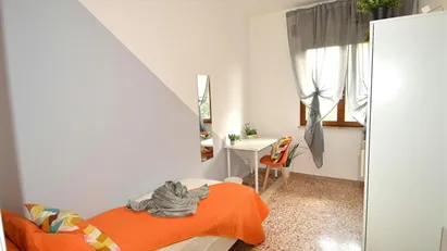 Room for rent in Modena, Emilia-Romagna
