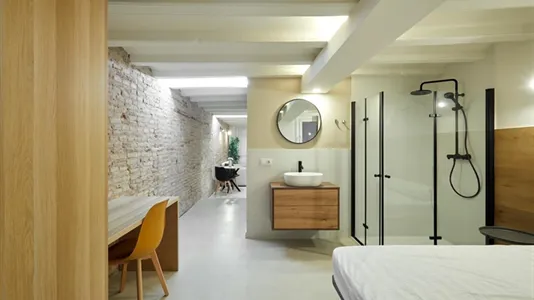 Apartments in Barcelona Ciutat Vella - photo 1