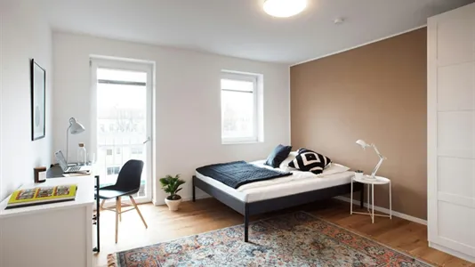 Rooms in Berlin Lichtenberg - photo 1