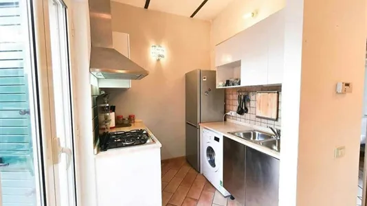 Apartments in Roma Municipio VII – Appio-Latino/Tuscolano/Cinecittà - photo 10