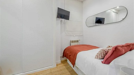 Rooms in Madrid Chamberí - photo 2