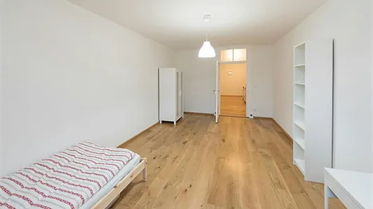 Rooms in Location is not specified - photo 1