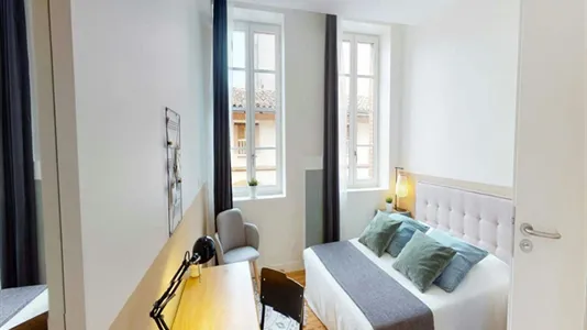 Rooms in Toulouse - photo 4