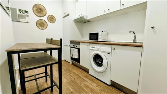 Rooms in Madrid Centro - photo 7