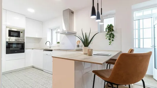 Rooms in Barcelona Sants-Montjuïc - photo 10