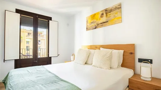 Apartments in Barcelona Ciutat Vella - photo 8