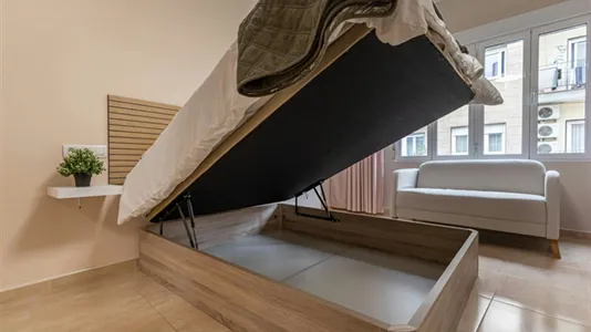 Rooms in Granada - photo 6