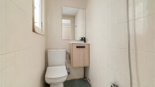 Rooms in Barcelona Ciutat Vella - photo 6