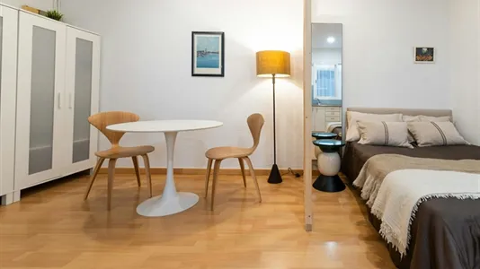 Apartments in Barcelona Eixample - photo 7