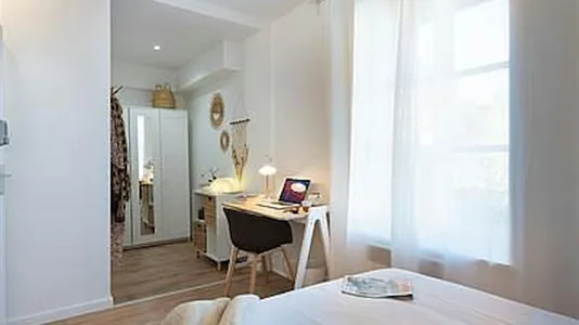 Rooms in Lyon - photo 3