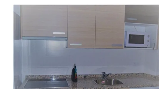 Rooms in Zaragoza - photo 7