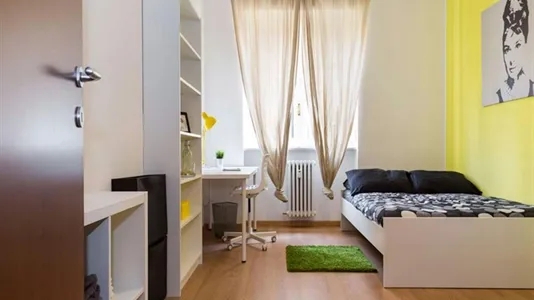 Rooms in Buccinasco - photo 1