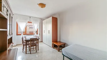 Room for rent in Roma Municipio VII – Appio-Latino/Tuscolano/Cinecittà, Rome