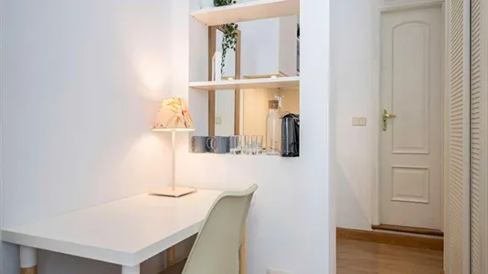 Rooms in Madrid Centro - photo 7