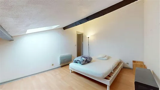 Apartments in Valence - photo 7