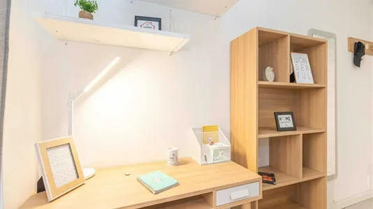 Rooms in Milano Zona 8 - Fiera, Gallaratese, Quarto Oggiaro - photo 3