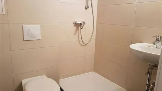 Rooms in Berlin Mitte - photo 9