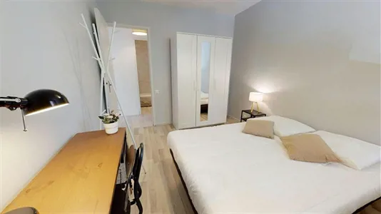 Rooms in Lyon - photo 2