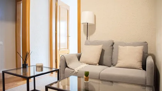 Rooms in Barcelona Eixample - photo 7