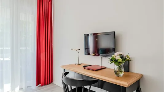 Apartments in Berlin Charlottenburg-Wilmersdorf - photo 5