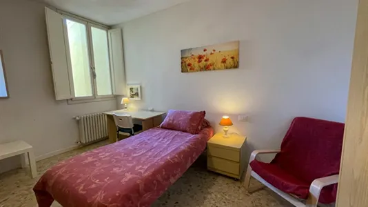 Rooms in Florence - photo 5