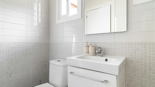 Rooms in Barcelona Ciutat Vella - photo 6