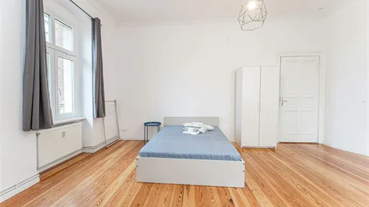 Rooms in Berlin Friedrichshain-Kreuzberg - photo 4