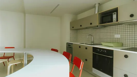 Rooms in Braga - photo 8