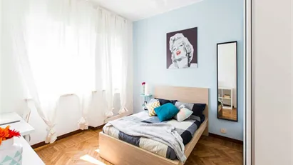 Room for rent in Milano Zona 6 - Barona, Lorenteggio, Milan