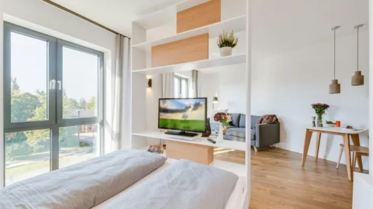 Apartments in Berlin Lichtenberg - photo 2