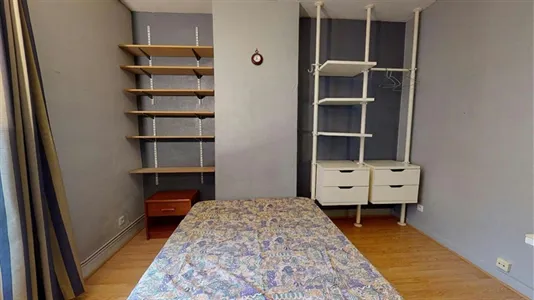 Apartments in Lyon - photo 3