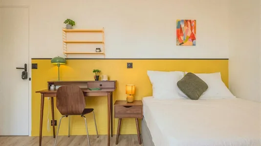 Rooms in Paris 19ème arrondissement - photo 2