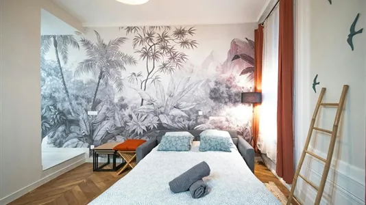 Apartments in Lyon - photo 3
