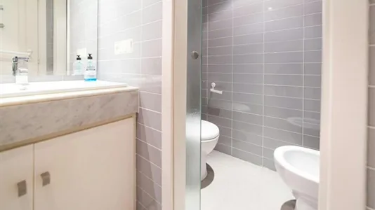 Rooms in Valencia Ciutat Vella - photo 8