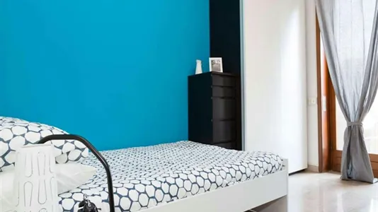 Rooms in Milano Zona 4 - Vittoria, Forlanini - photo 2