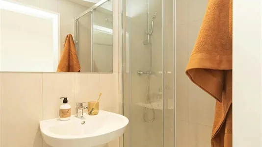 Rooms in Salamanca - photo 9