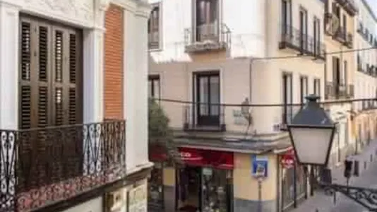 Rooms in Madrid Centro - photo 4