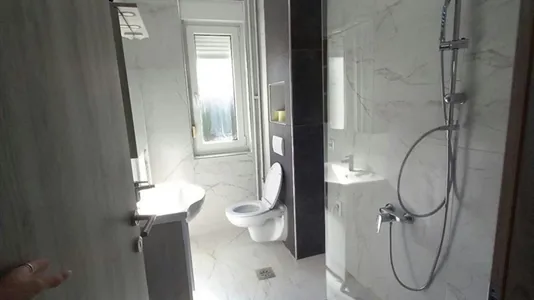 Rooms in Besnica - photo 4