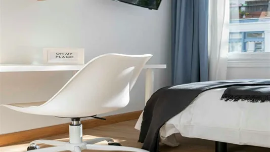 Rooms in Madrid Centro - photo 8