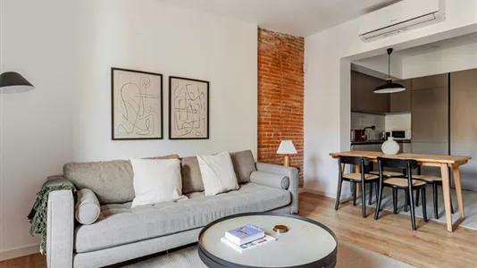 Apartments in Barcelona Ciutat Vella - photo 2