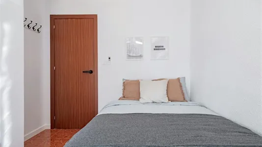 Rooms in Benimamet - photo 4