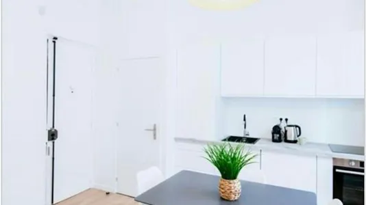 Apartments in Paris 18ème arrondissement - Montmartre - photo 8