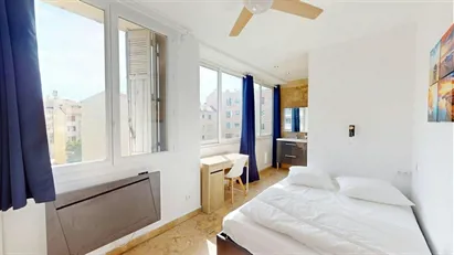 Room for rent in Toulon, Provence-Alpes-Côte d'Azur