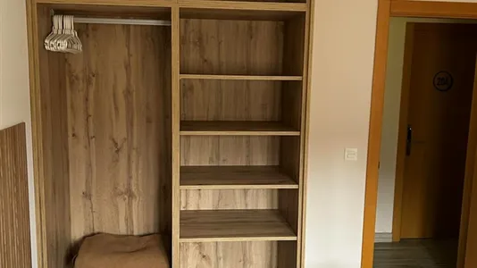 Rooms in León - photo 3