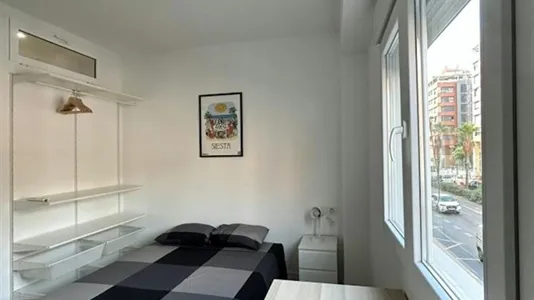 Rooms in Valencia Extramurs - photo 5
