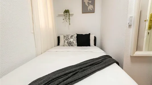 Rooms in Madrid Moncloa-Aravaca - photo 5