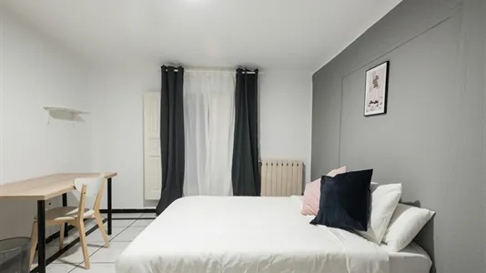 Rooms in Madrid Centro - photo 5