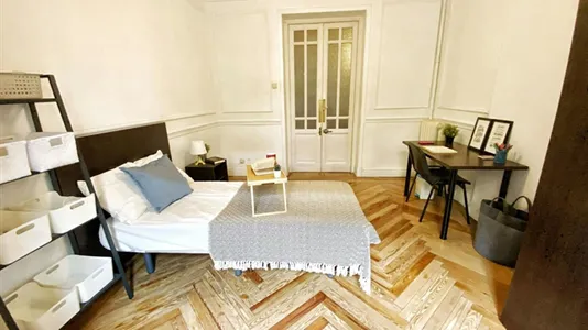 Rooms in Madrid Centro - photo 3
